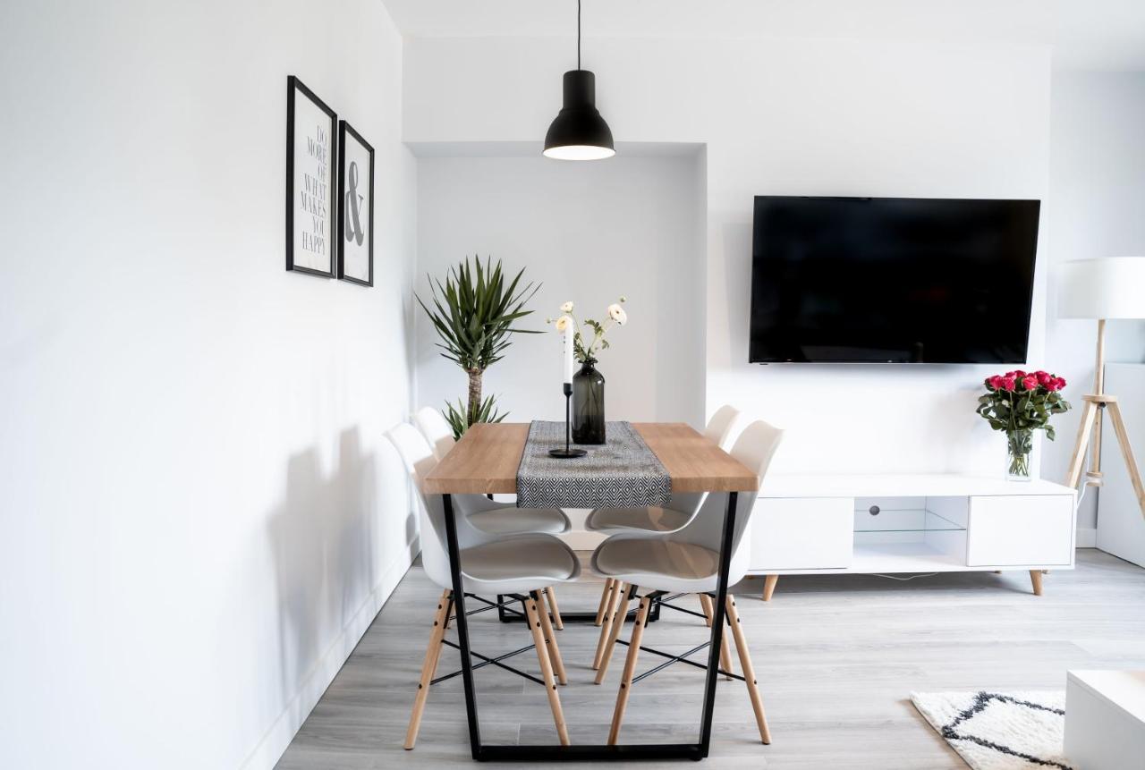 Luxurious Two Bedroom Apartment With Private Parking Perth Exteriör bild