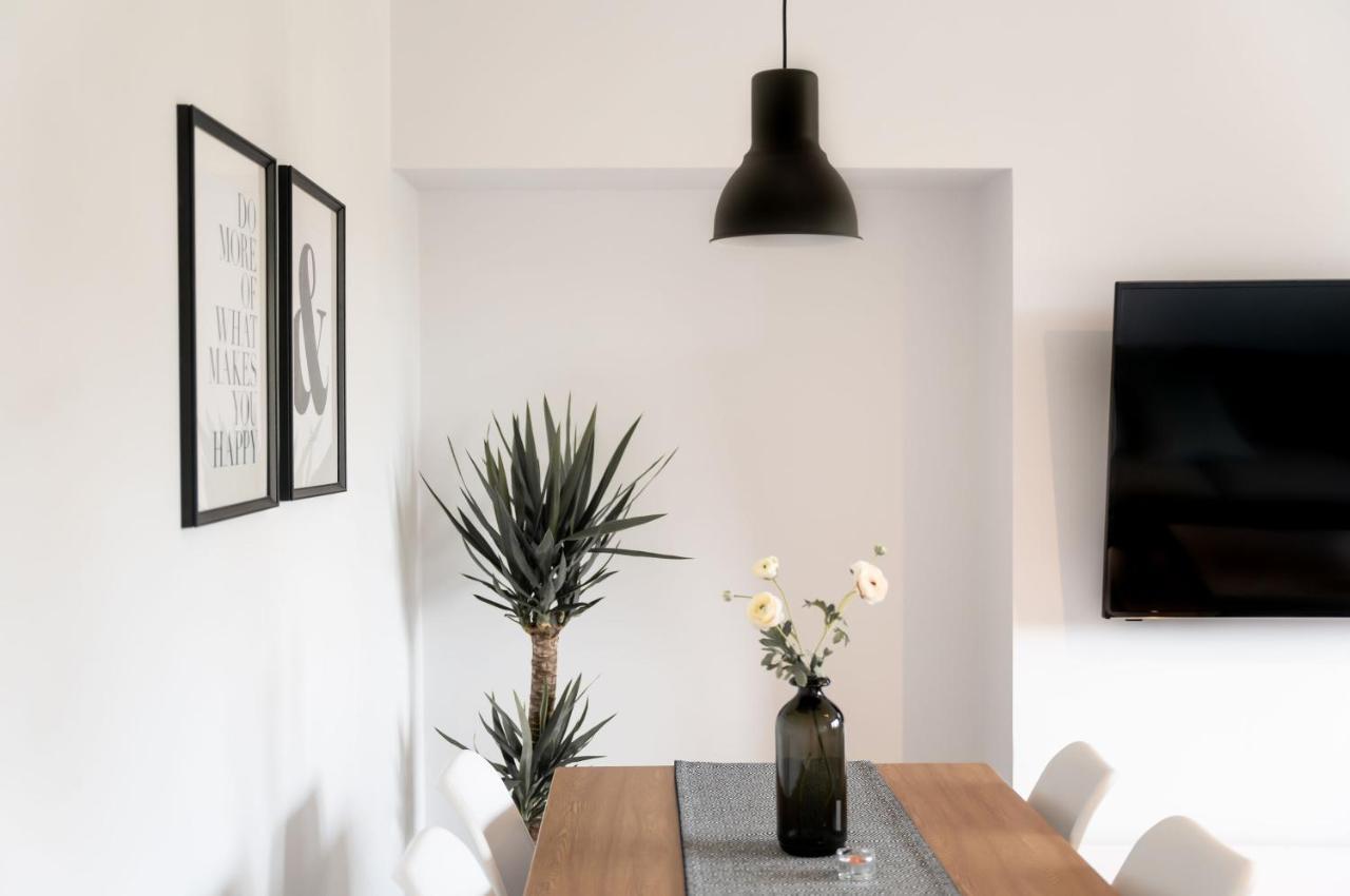 Luxurious Two Bedroom Apartment With Private Parking Perth Exteriör bild